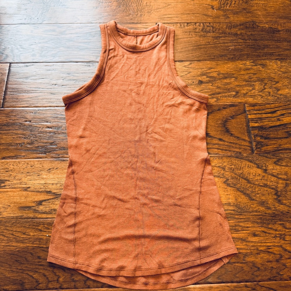 Lululemon Hold Tight tank top roasted brown sz 4